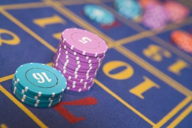 Sic Bo Dadu betting board showing payout odds